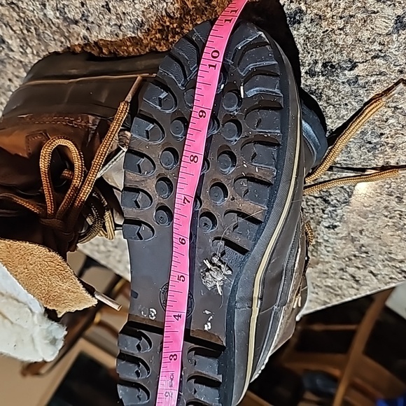 - Sorel ladies Alpine waterproof Sherpa lined leather boots  11"x  wide 4" - Picture 6 of 6